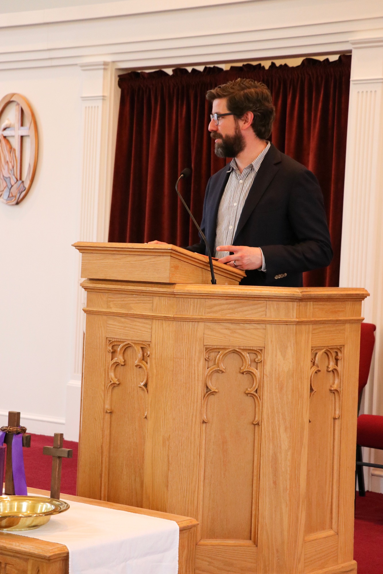 Pastor Crumlich at the pulpit